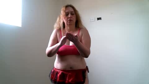 Snapshot of monserratsweet6 chatting on 10-19-25, 05:02 monserratsweet6 online show from 10-19-25, 05:02