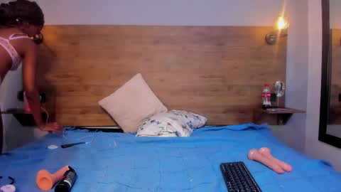monwuw online show from 05-15-26, 10:50