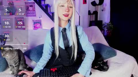 Snapshot of monxslove chatting on 09-17-25, 02:13 Monxse online show from 09-17-25, 02:13