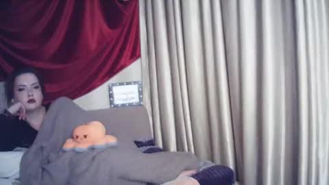 Snapshot of moodiemira chatting on 11-12-25, 05:19 moodiemira online show from 11-12-25, 05:19