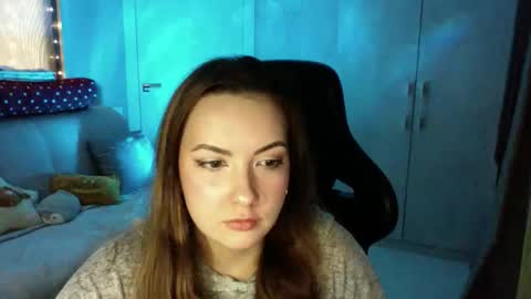 Snapshot of moodiemira chatting on 01-09-26, 06:21 moodiemira online show from 01-09-26, 06:21