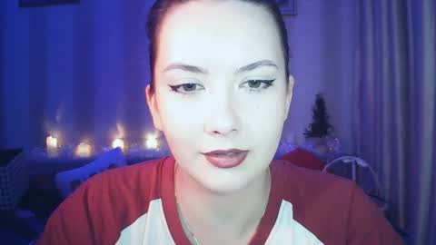 Snapshot of moodiemira chatting on 01-15-26, 07:50 moodiemira online show from 01-15-26, 07:50