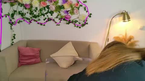 Moon  Bunny online show from 02-26-26, 12:26