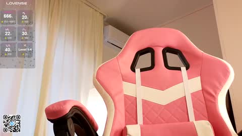 Lola online show from 02-03-25, 12:36