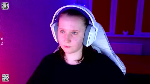 Lola online show from 02-11-26, 04:45