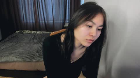 Zoe online show from 04-05-26, 01:41