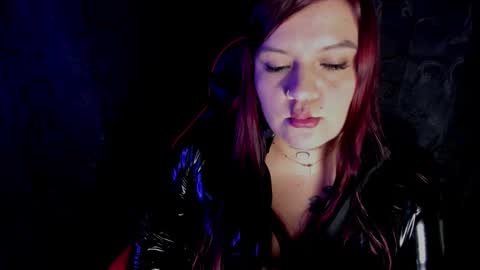 Snapshot of moon_dark520 chatting on 03-29-26, 05:51 Lilith online show from 03-29-26, 05:51