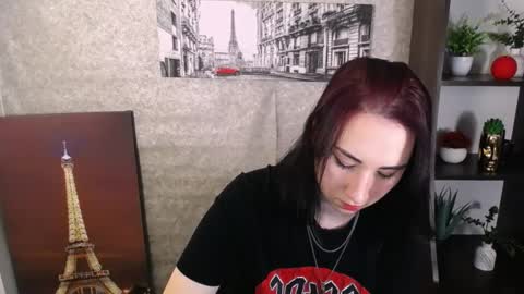 Diana online show from 10-26-25, 09:31