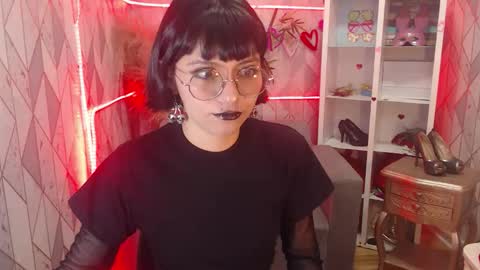 Charlotte online show from 10-18-25, 06:08