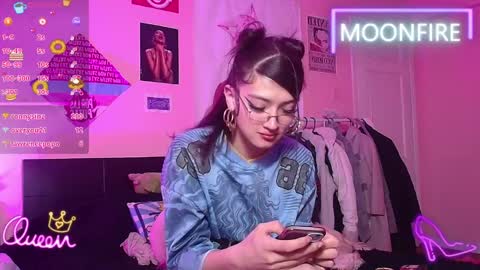 Nicky  online show from 04-05-26, 01:47