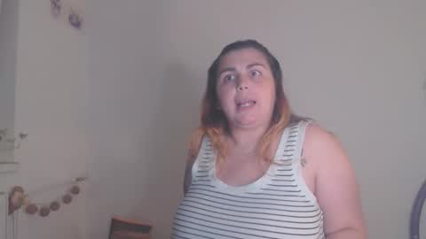 MoonFox  online show from 09-24-25, 02:48