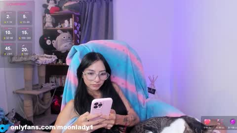 MOON  online show from 03-20-26, 01:43