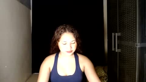 Snapshot of moonlight_xxx chatting on 06-22-26, 12:35 moon online show from 06-22-26, 12:35