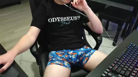 moonlighter7 online show from 12-16-25, 02:49