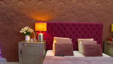 Snapshot of moonligt_iris chatting on 09-14-25, 04:33 moonligt_iris online show from 09-14-25, 04:33