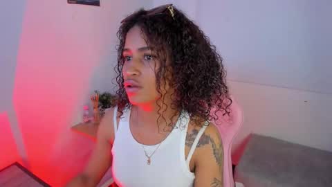 Snapshot of moonrose_1 chatting on 03-02-26, 08:37 Rosa online show from 03-02-26, 08:37