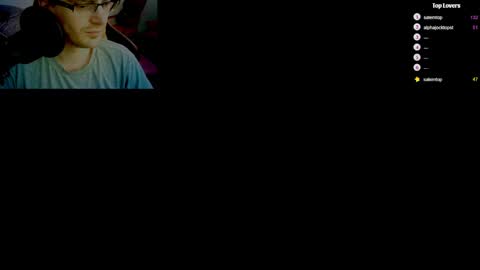 Snapshot of moonsire chatting on 01-17-25, 01:56 Moonsire online show from 01-17-25, 01:56