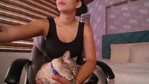 Michelle online show from 03-07-25, 01:07