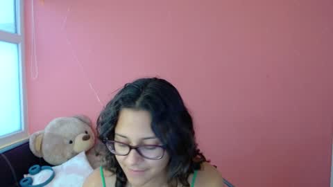 Snapshot of mora_haze chatting on 02-02-25, 11:32 Mora Haze 3 online show from 02-02-25, 11:32