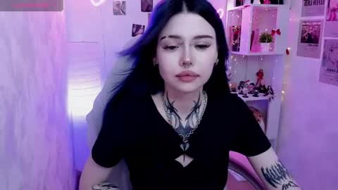 Snapshot of morana_batt chatting on 06-16-26, 02:14 Morana online show from 06-16-26, 02:14