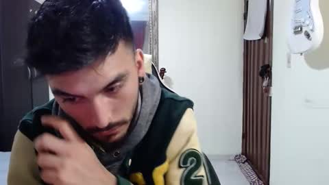 Abelardo online show from 12-23-25, 04:32