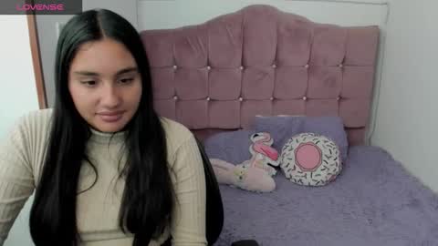 morena_rodriguez_9 online show from 11-03-25, 07:15