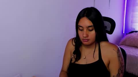 morena_rodriguez_9 online show from 12-17-25, 07:20