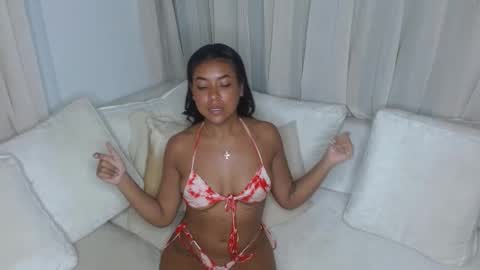 Snapshot of morenanatali chatting on 11-10-25, 04:11 Morenanatali online show from 11-10-25, 04:11