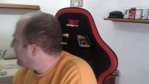 Snapshot of morenoch19 chatting on 12-16-24, 03:11 alejo online show from 12-16-24, 03:11