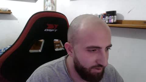 Snapshot of morenoch19 chatting on 03-12-25, 11:33 alejo online show from 03-12-25, 11:33