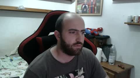 Snapshot of morenoch19 chatting on 11-08-25, 05:12 alejo online show from 11-08-25, 05:12