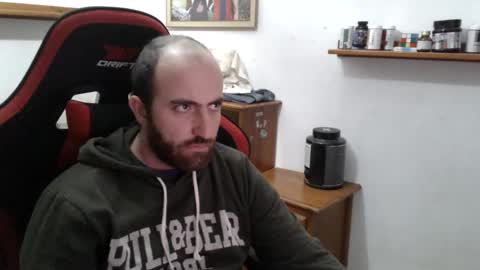 Snapshot of morenoch19 chatting on 11-22-25, 02:49 alejo online show from 11-22-25, 02:49