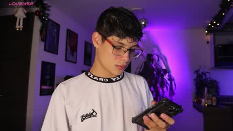   online show from 01-18-25, 01:30