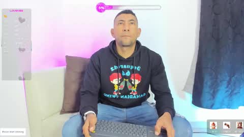 Snapshot of morganandmegan01 chatting on 02-27-26, 11:54 online show from 02-27-26, 11:54