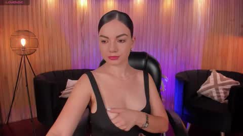 Morgan Hicks online show from 12-14-25, 05:51