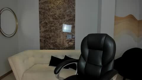 Snapshot of morganhicks chatting on 06-11-26, 10:46 Morgan Hicks online show from 06-11-26, 10:46