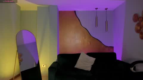Snapshot of morganhicks chatting on 07-17-26, 10:33 Morgan Hicks online show from 07-17-26, 10:33
