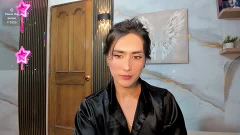 Snapshot of moriahhoe chatting on 02-07-26, 02:26 Moriah online show from 02-07-26, 02:26