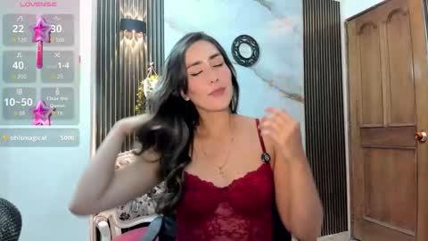 Snapshot of moriahhoe chatting on 02-15-26, 02:30 Moriah online show from 02-15-26, 02:30