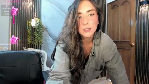 Snapshot of moriahhoe chatting on 04-08-26, 07:47 Moriah online show from 04-08-26, 07:47