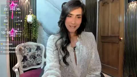 Snapshot of moriahhoe chatting on 06-09-26, 01:50 Moriah online show from 06-09-26, 01:50