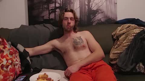 Snapshot of morphasis chatting on 03-12-25, 01:36 Morphas1s online show from 03-12-25, 01:36