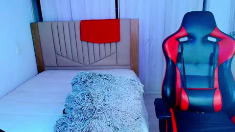 Snapshot of morthy_downey chatting on 01-14-25, 12:56 Morthy online show from 01-14-25, 12:56