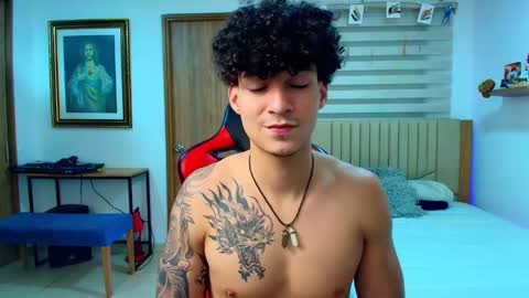 Snapshot of morthy_downey chatting on 02-19-25, 08:31 Morthy online show from 02-19-25, 08:31