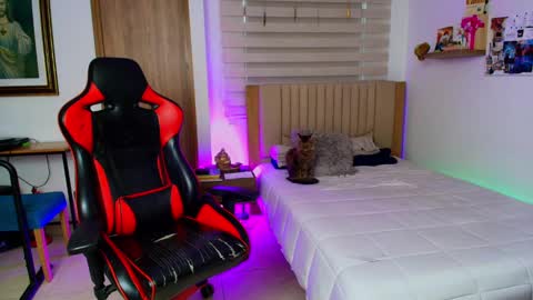 Snapshot of morthy_downey chatting on 02-21-25, 05:20 Morthy online show from 02-21-25, 05:20