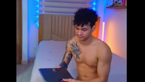 Snapshot of morthy_downey chatting on 09-13-25, 06:18 Morthy online show from 09-13-25, 06:18