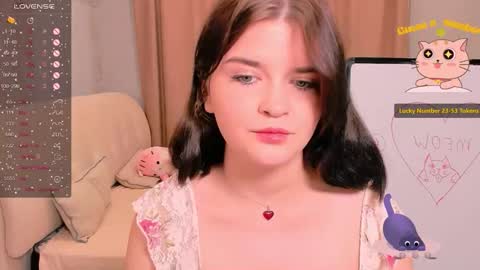 Snapshot of morygirl chatting on 10-11-25, 01:20 mori online show from 10-11-25, 01:20