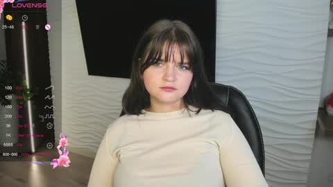 Snapshot of morygirl chatting on 11-08-25, 03:01 mori online show from 11-08-25, 03:01