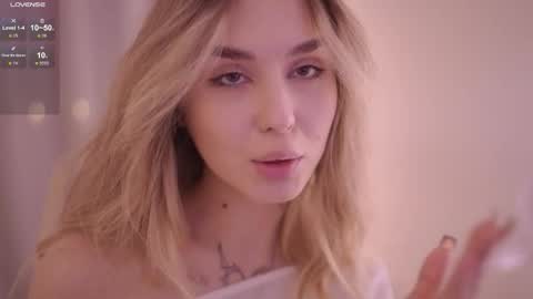 Snapshot of motherlode_ chatting on 10-11-25, 04:16 MIRA online show from 10-11-25, 04:16