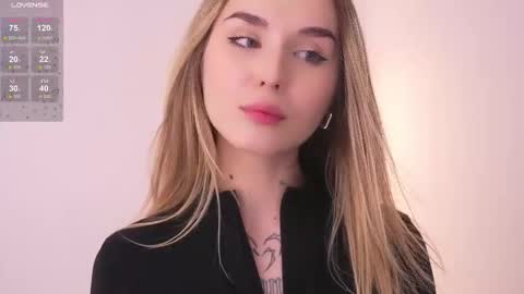 Snapshot of motherlode_ chatting on 11-27-25, 06:32 MIRA online show from 11-27-25, 06:32